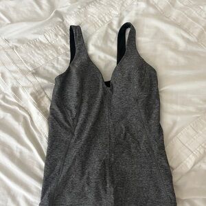 Lululemon Athletica Charcoal Sleeveless Top size 6